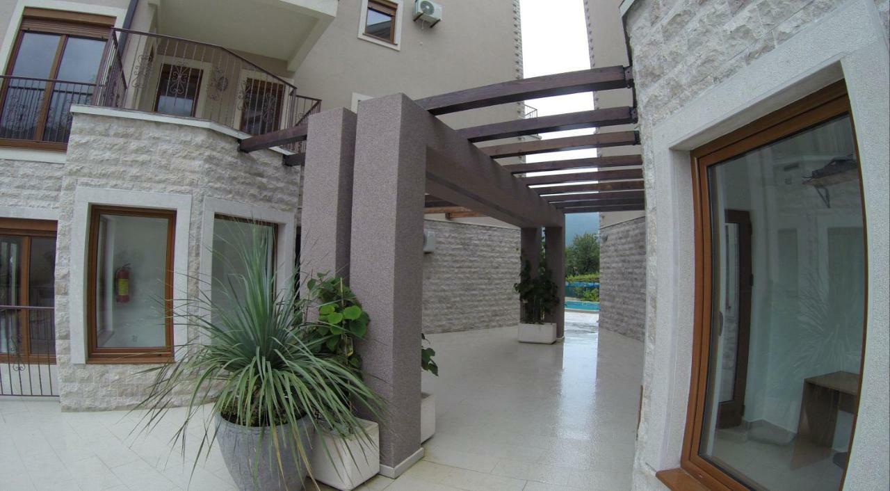 Perla Di Boka Apartment Baošići Екстериор снимка