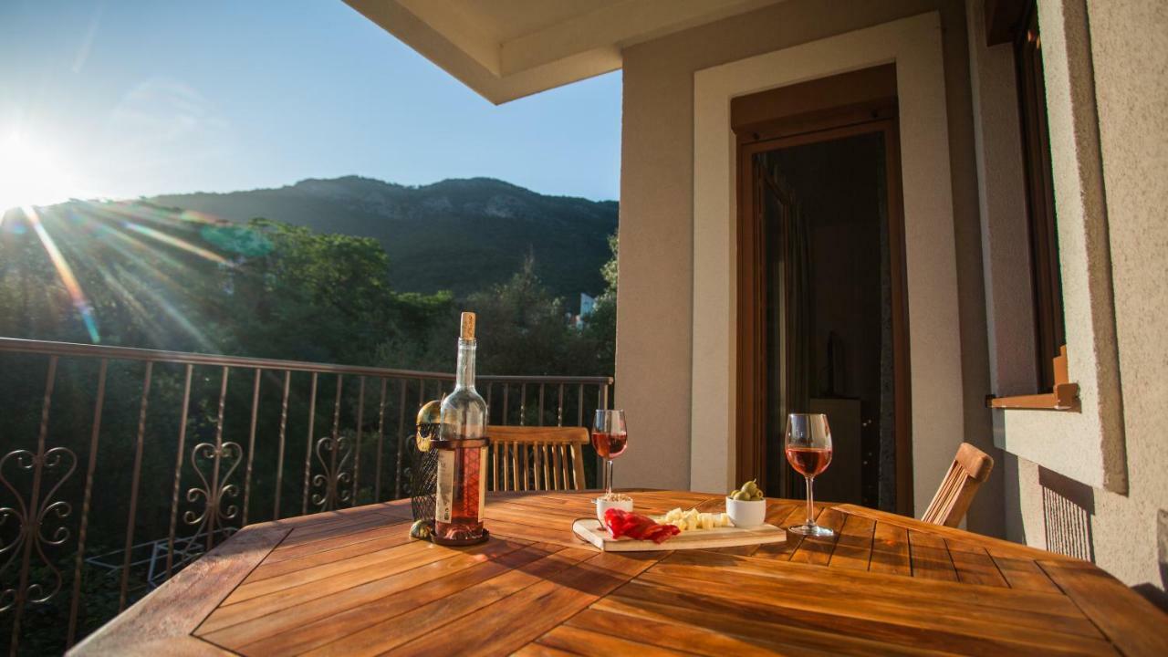 Perla Di Boka Apartment Baošići Екстериор снимка